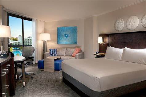 Hilton Orlando Buena Vista Palace – Disney Springs® Area : Disney Springs Resort Area Hotels