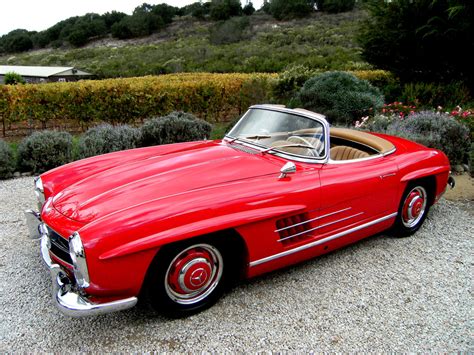 SOLD: 1960 Mercedes-Benz 300SL Roadster - Scott Grundfor Company - Classic Collectible Mercedes ...