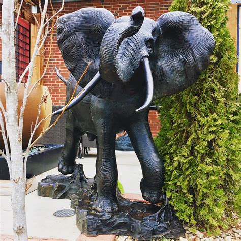 Bronze Animals | Bronze Elephant Sculpture | Metropolitan Galleries Inc.