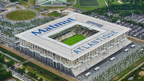 Le Nouveau stade de Bordeaux a désormais un nom : le Matmut Atlantique ...