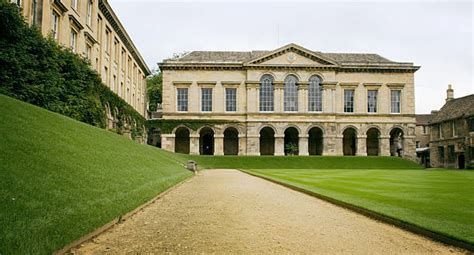 70+ College Dorm Oxford England Education Building Oxford University ...