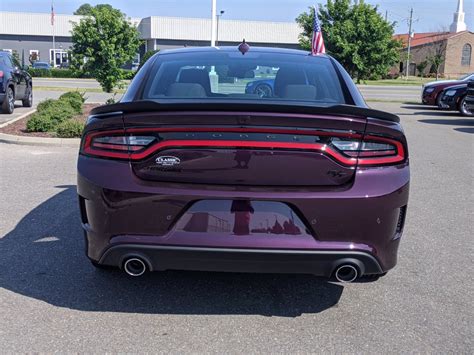 New 2020 DODGE Charger R/T RWD Sedan