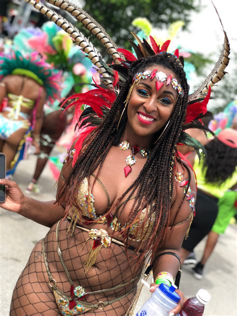 10 Festive Costumes We Loved At Miami Carnival 2018 - Essence | Essence