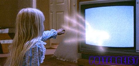 "Poltergeist" Remake - FilmoFilia