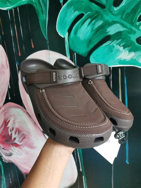 Crocs Yukon Vista II Clog Espresso, Men's Fashion, Footwear, Casual Shoes on Carousell