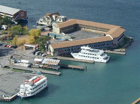 Captain Thomson's Resort (Alexandria Bay, NY) - Resort Reviews ...