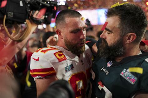 Eagles' Jason Kelce shares embarrassing engagement story