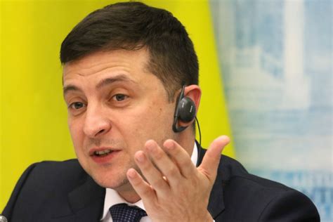 Ukrainian President Volodymyr Zelensky again denies quid pro quo during ...