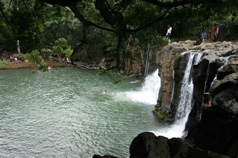 Kipu Falls - World of Waterfalls