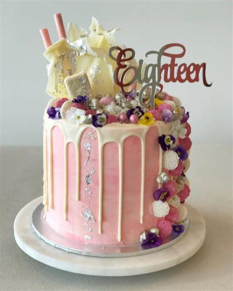 27+ Inspired Picture of 18Th Birthday Cake - entitlementtrap.com | 18th ...