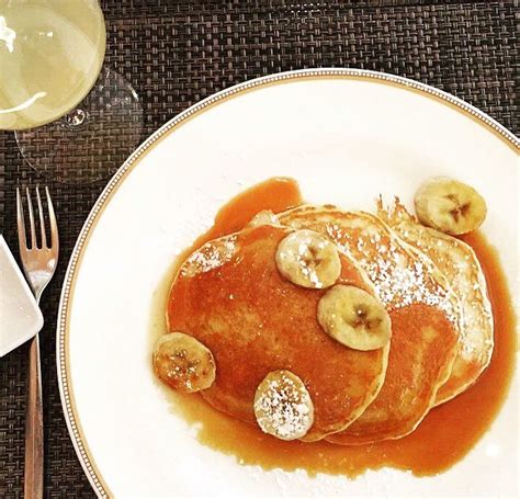 7 Best Restaurants With Breakfast Delivery Near You in Chicago ...