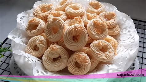 Resep Kue Sagu Keju Ekonomis Untuk Lebaran