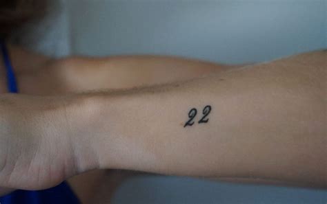 Tiny 22 tattoo | 22 tattoo, Tattoos, Matching tattoos