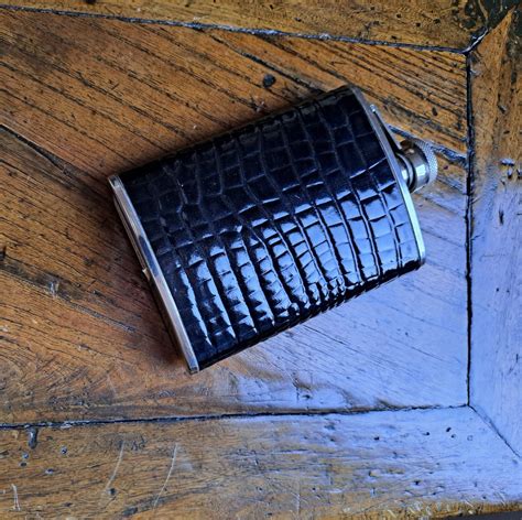 Proantic: Whiskey Flask