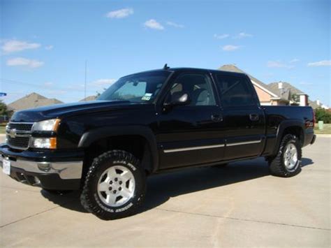 Buy used 2006 Z71 SILVERADO 1500 CREW CAB in Mansfield, Texas, United States, for US $16,495.00