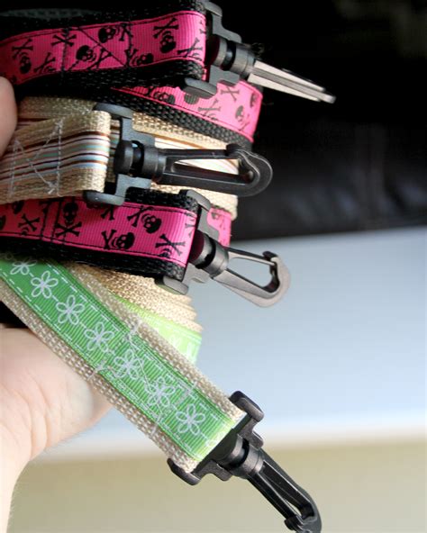 Dog leash sewing tutorial | Gifts for pet lovers, Diy dog stuff, Dog leash