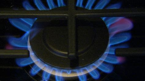 Chicago Mayor Johnson targets end to natural gas in new homes ...