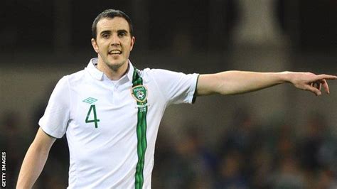 Republic of Ireland's John O'Shea is doubtful for Euro 2012 - BBC Sport