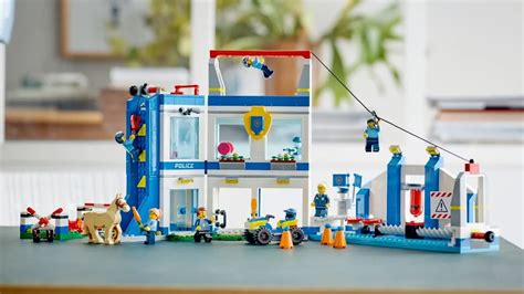 21 new LEGO City 2023 sets available now – otters, Wipeout