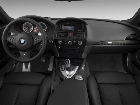 BMW M6 - bmw-m6_interior_10.jpg