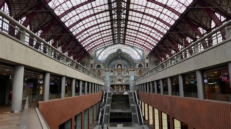 Antwerp, Belgium: The Beautiful Antwerp Central Train Station ...