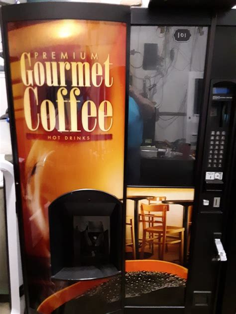 Used Coffee Vending Machines Online in USA | VendMedic