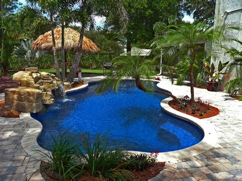 How to Make a Beach-Themed Backyard Pool | Latham Pools