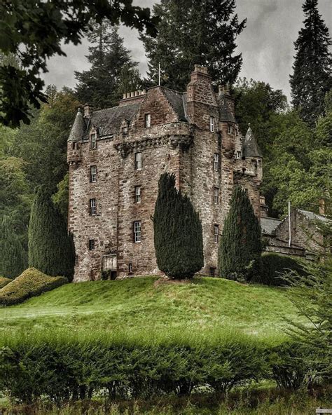 The beautiful Castle Leod, home to the Seat of Clan Mackenzie and their ...