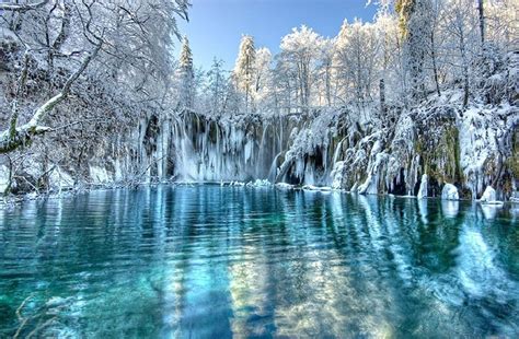 Blur MINT: Plitvice Lakes National Park