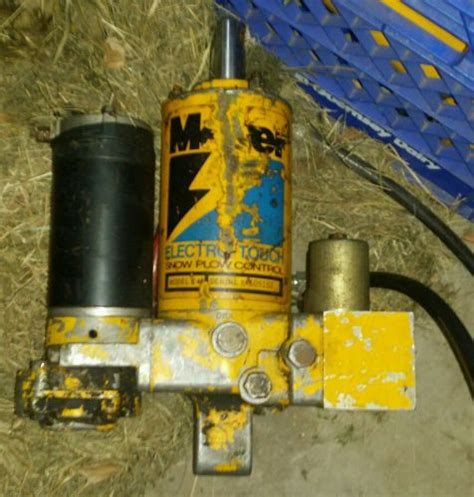 Buy Meyer E47 Snow Plow pump untested, for rebuild in Athens, Illinois, United States