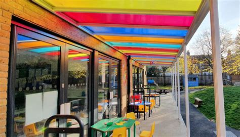 Coloured Polycarbonate Roof Sheets for Canopies