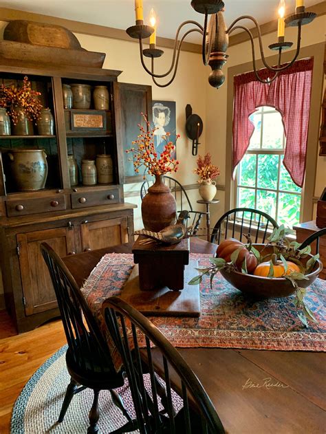 Pin by Jr on Colonial dining room in 2020 | Colonial dining room, Primitive decorating country ...