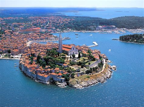 Rovinj - Photos, Info, Tips, Attractions, Tourism and History