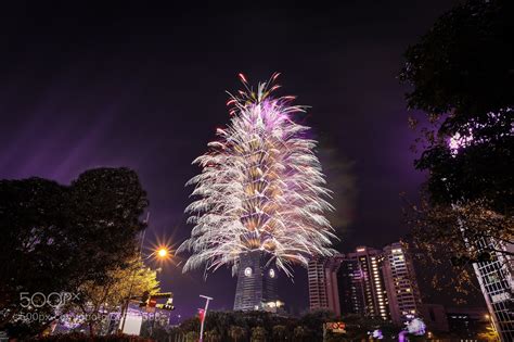 Photograph 2014 Taiwan, Taipei 101 fireworks by Wiwi Liu on 500px