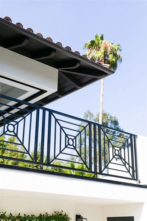 5 Apartment Balcony Safety Grill Design With Pictures In 2022