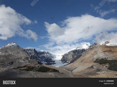 Snow Dome Mountain Image & Photo (Free Trial) | Bigstock