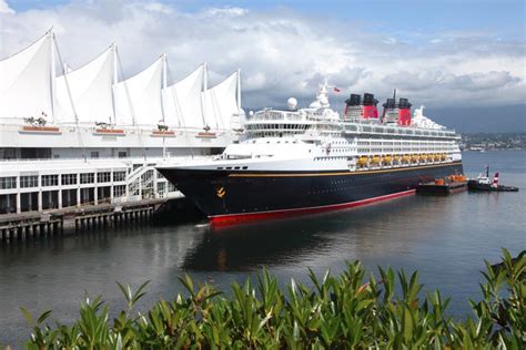 Vancouver Cruise Ship Port - Cruise Panorama