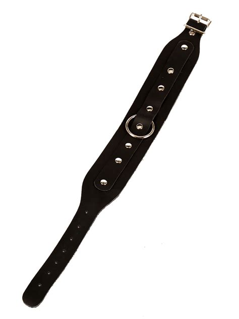 Leather O-Ring Collar | Bondage Collars and Leads from Honour – Skin Two UK