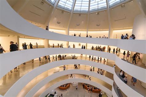 Solomon R. Guggenheim Museum Visitors' Guide