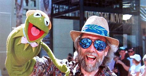 Paperwalker: Jim Henson And Kermit