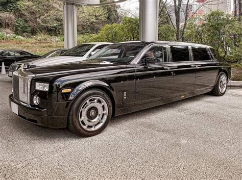 Rolls-Royce Phantom Limousine : r/rollsroyce