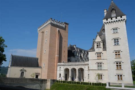 Chateau de Pau, important castle in Pau: a visitor guide