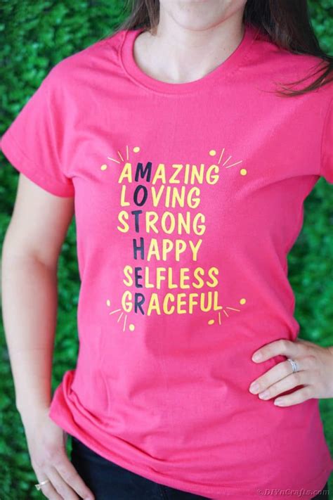 3 Brilliant Mother's Day T-Shirt Cricut Vinyl Ideas - Free Designs