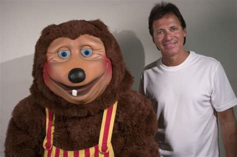 Aaron Fechter Rock-Afire Creator | Showbiz pizza, Chuck e cheese, Puppetry