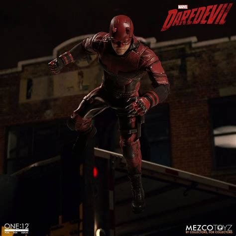 Daredevil (MCU Version) 1:12 Scale | 1:12 Scale Marvel MCU | Mezco 76650