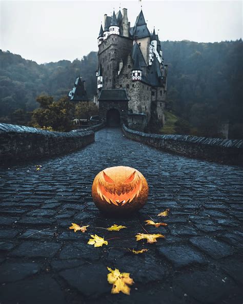 Halloween, castle, HD phone wallpaper | Peakpx