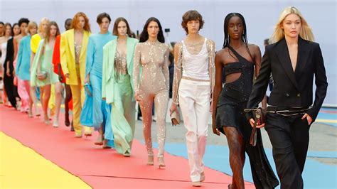 Stella McCartney Summer 2023 Fashion Show