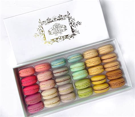 30 Macaron Gift Box – La Belle Miette