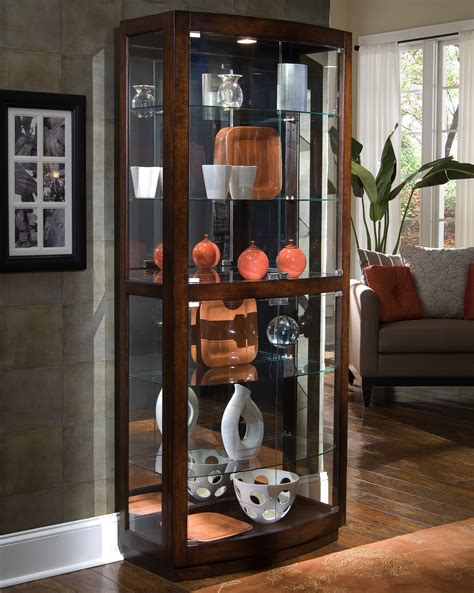 Pulaski Furniture Curios 705139790 Pacific Heights Curio Cabinet | Baer ...