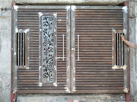 Pin by Jahid on mengat | Steel gate design, Front gate design, Grill gate design